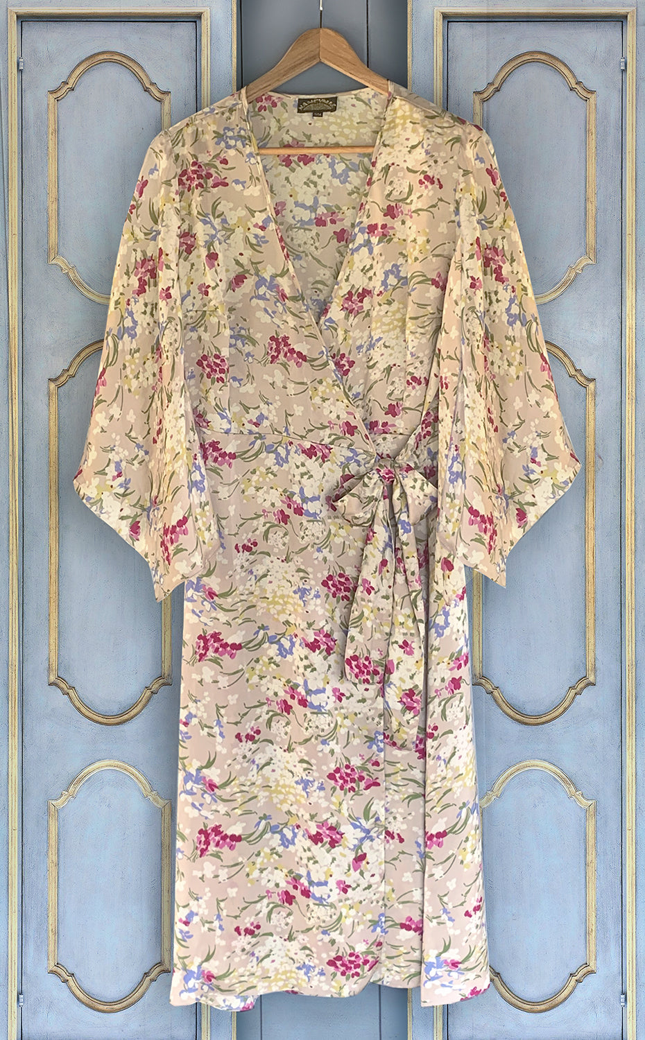 Kimono wrap dress in blush floral print crepe - Nancy Mac